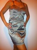 Vestido em cetim cor mude tamanhos P, M e G