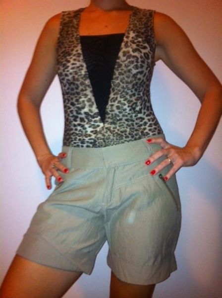 Body com estampa de onça tamanho P Marca Lenelle